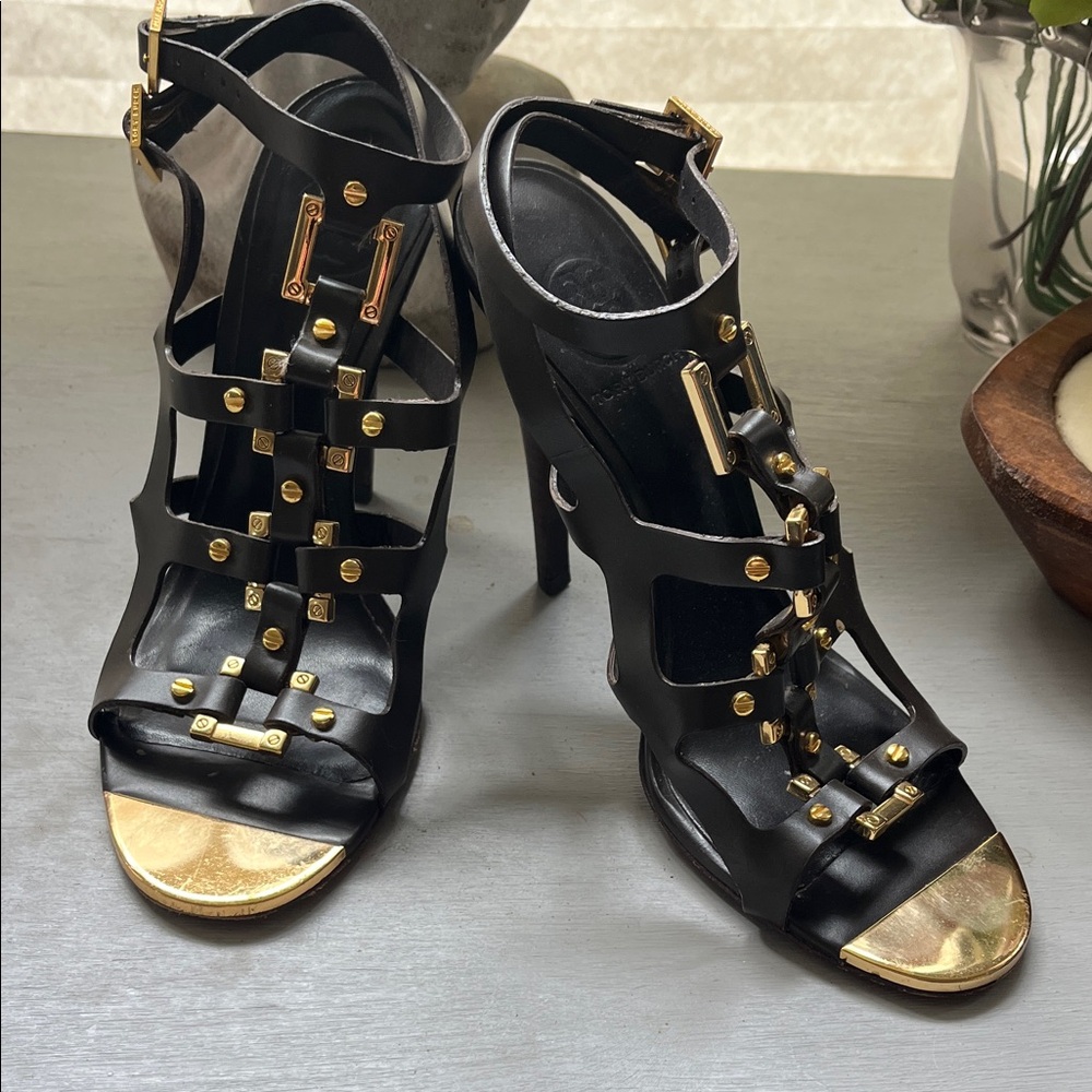 Tory Burch Francesca Gladiator Sandel size 7.5
